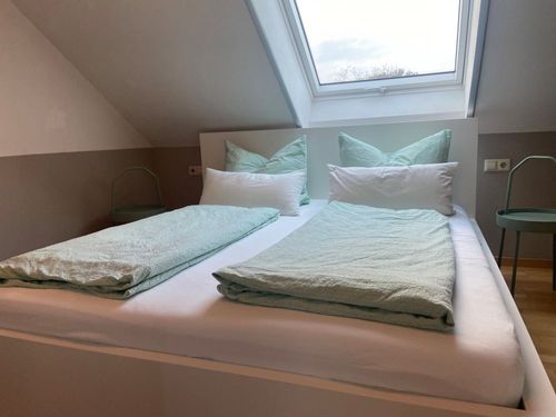 Ferienwohnung im DG, Zimmer 1 Ferienwohnung im DG, Zimmer 1