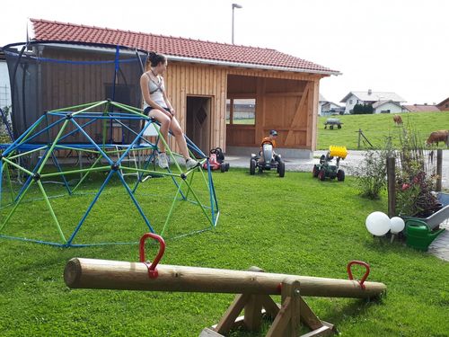 Carport und Gartenhaus, Spielplatz Carport und Gartenhaus, Spielplatz