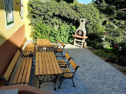 Appartementhaus Hohe Tauern Garten mit Sitzgelegenheit Appartementhaus Hohe Tauern Garten mit Sitzgelegenheit