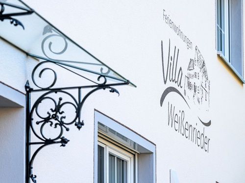 Herzlich Willkommen - Eingang Herzlich Willkommen - Eingang