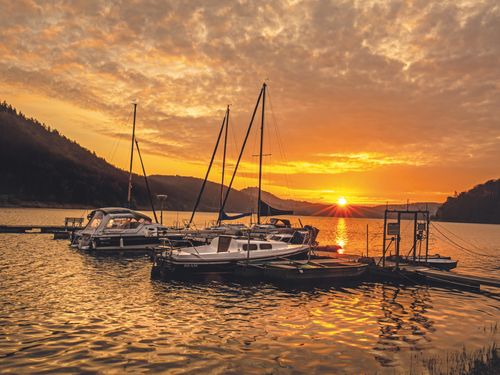 Edersee_bei_Sonnenuntergang_Heinrich_Kowalski