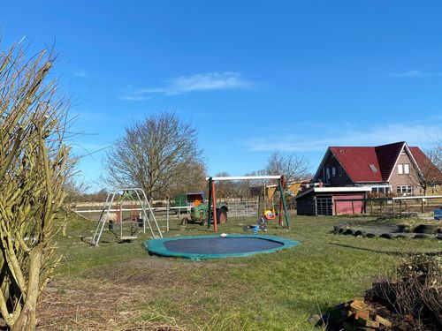 ferienhof janssen spielplatz mit trampolin