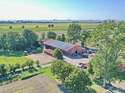 ferienhof bruns_hofansicht_luftaufnahme ferienhof bruns_hofansicht_luftaufnahme