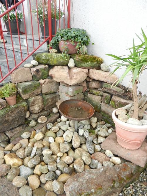 Springbrunnen sorgt für Kühlung im Sommer