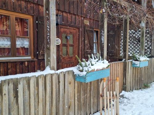 Gemütliche Häuschen auch im Winter