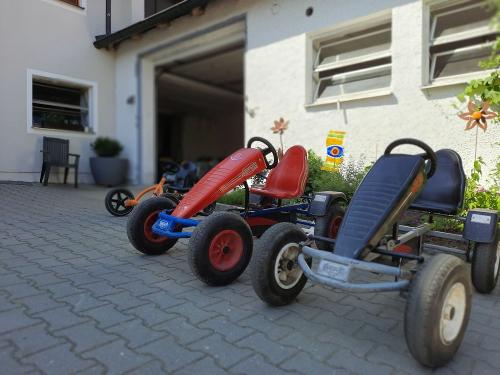 Eine große Auswahl an Tretfahrzeugen wartet auf Euch!