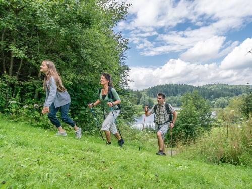 Landhaus Altweck Ausgangspunkt für verschiedene Wanderwege in Wegscheid by MarktWegscheid