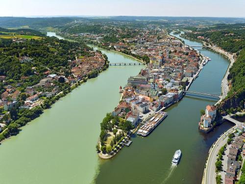 Dreiflüssestadt Passau by Hajo Dietz Stadt Passau
