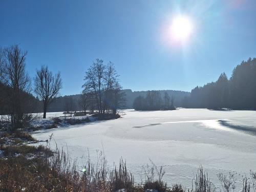 Rannasee im Winter by Landhaus Altweck