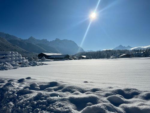 Hof von hinten im Winter