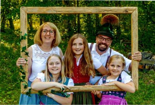 Wir freuen uns auf Sie - Ihre Familie Dopfer