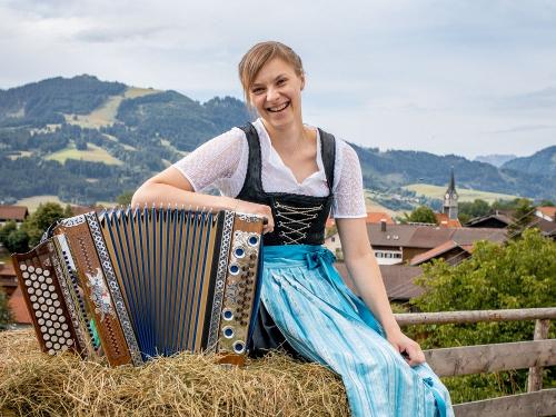 Meli mit der Harmonika Meli mit der Harmonika