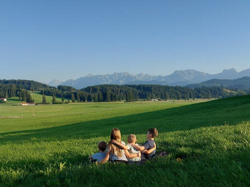 Den Bergblick genießen Den Bergblick genießen