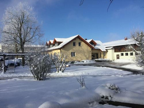 Winter auf dem Ferienhof Sennert Winter auf dem Ferienhof Sennert