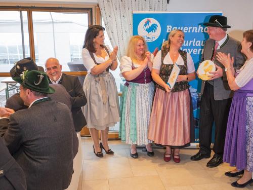 Ministerin Kaniber Schererhof