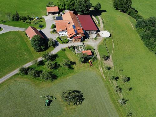ferienhoffehrstiefenhofen483049