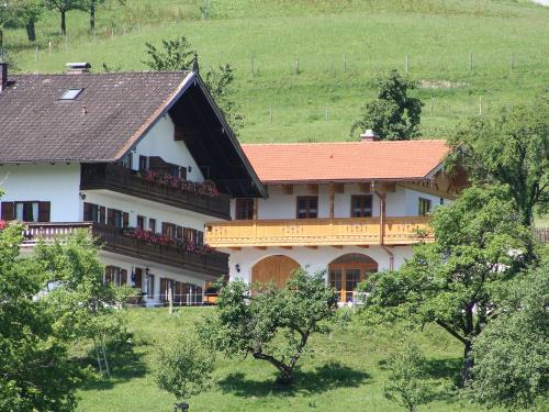 Vorderseite Bauernhaus