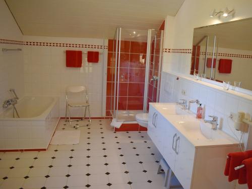 DSC_0732Badezimmer Ferienhaus Sonnenblume