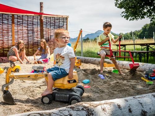Kleine Baumeister ganz groß Kleine Baumeister ganz groß