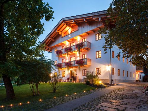 Hanznhof bei Nacht Hanznhof bei Nacht