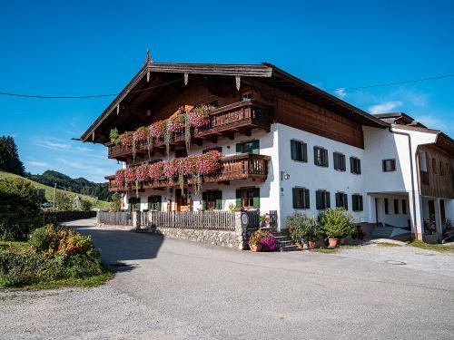 Unser Schrödlhof
