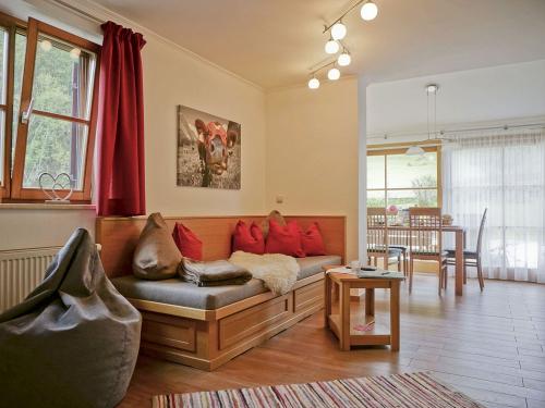 Ferienwohnung Sulzberg Wohnraum