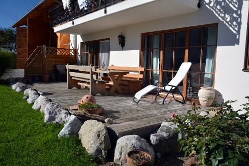 Terrasse der Ferienwohnung Bauerngarten