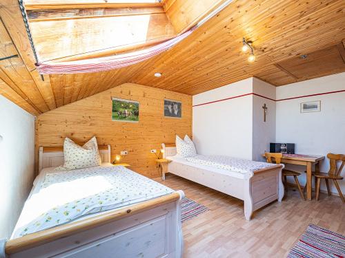 estermann_2022_foto_team_f8-web-02079