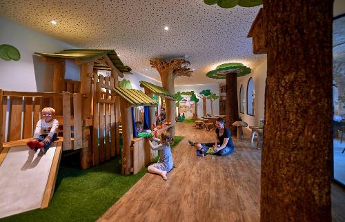 Indoor Kinderspielwald