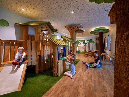 Indoor Kinderspielwald