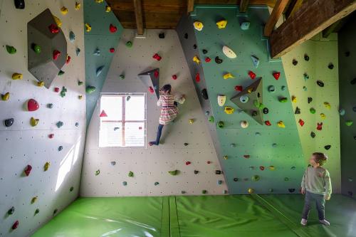 Boulderwand am Heuboden