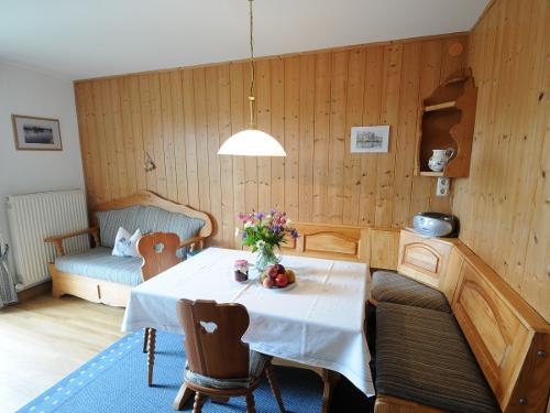 gemütliche Wohnstube Wg. 3 gemütliche Wohnstube Wg. 3