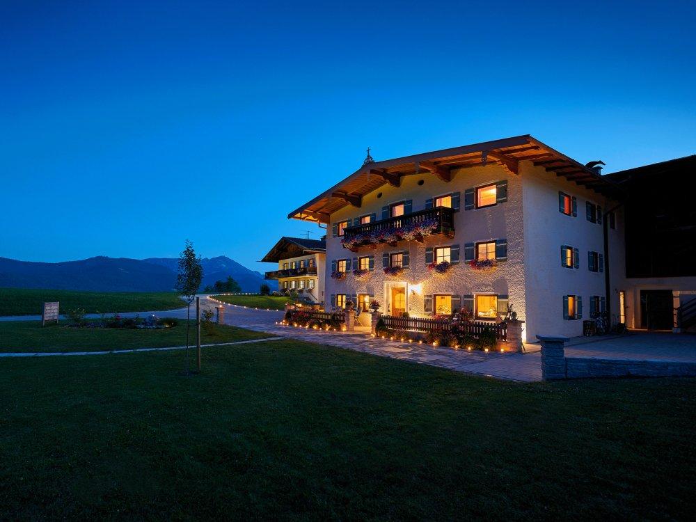 Daxlberger Hof am Abend