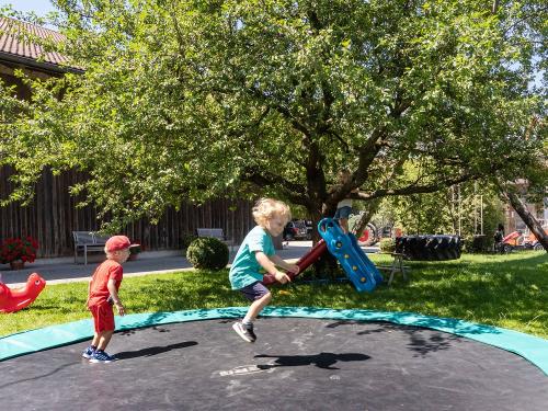 Grossrachlhof_Grossrachl_1_Grassau_Spielplatz_Kinder_3