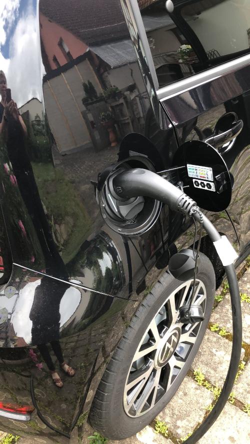E-Auto laden