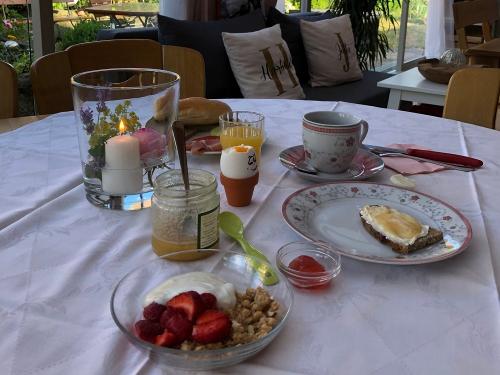 fruestueckimwintergarten