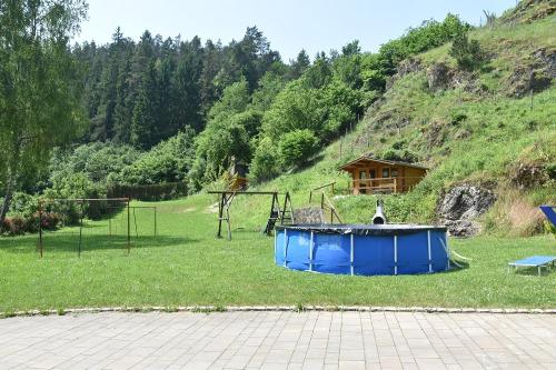 Swimming-Pool für Plansch-Vergnügen im Sommer