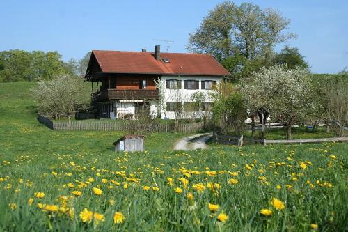 In unserem Nebenhaus wohnen Sie in absolut ruhiger Lage
