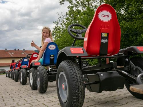 ...und deshalb hat jede Familie ihr eigenes Kettcar!