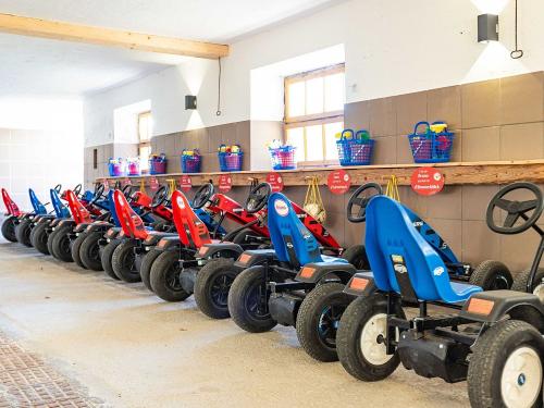 Jeder Kettcar mit Namen und Parkplatz