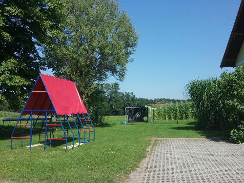 SPIELPLATZ