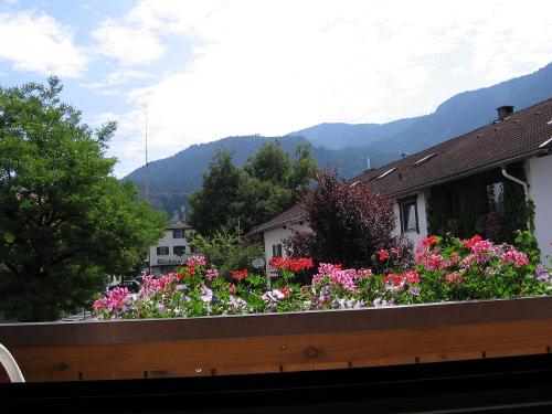 Blick vom Balkon zum Heimgarten