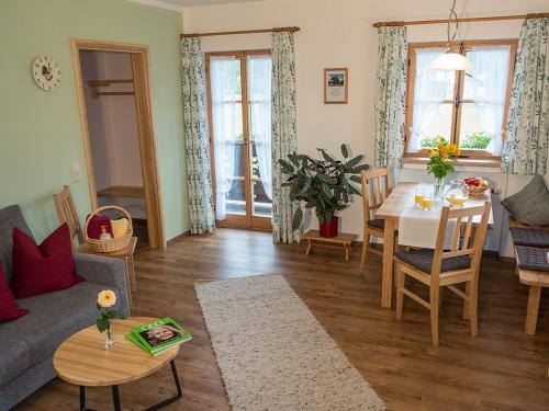 heustube_wohnraum