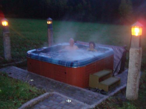 Wellnesspool im Freien