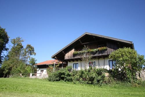 Haus Ansicht im Sommer