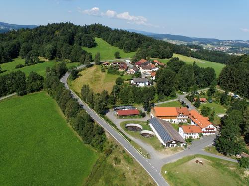 traumhafte Lage inmitten der Bayerwald-Hügel