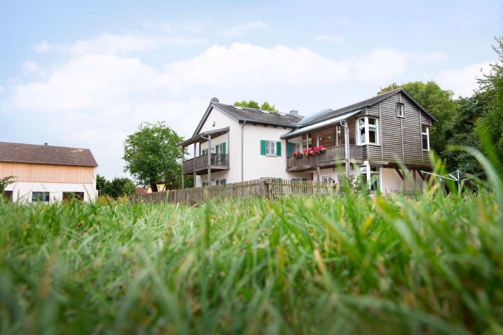 Ferienhaus mit Wiese