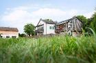 Ferienhaus mit Wiese