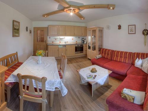 1811-_0000 1811-_0000