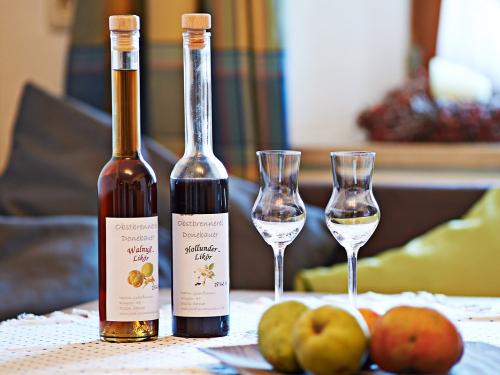 Obstbrände und Liköre